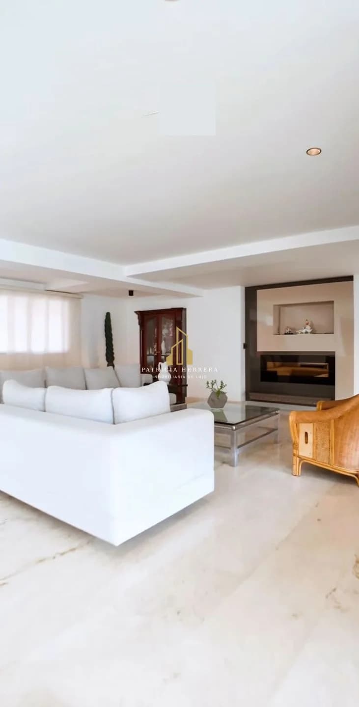 Casa Lagos del Cacique, moderna 2