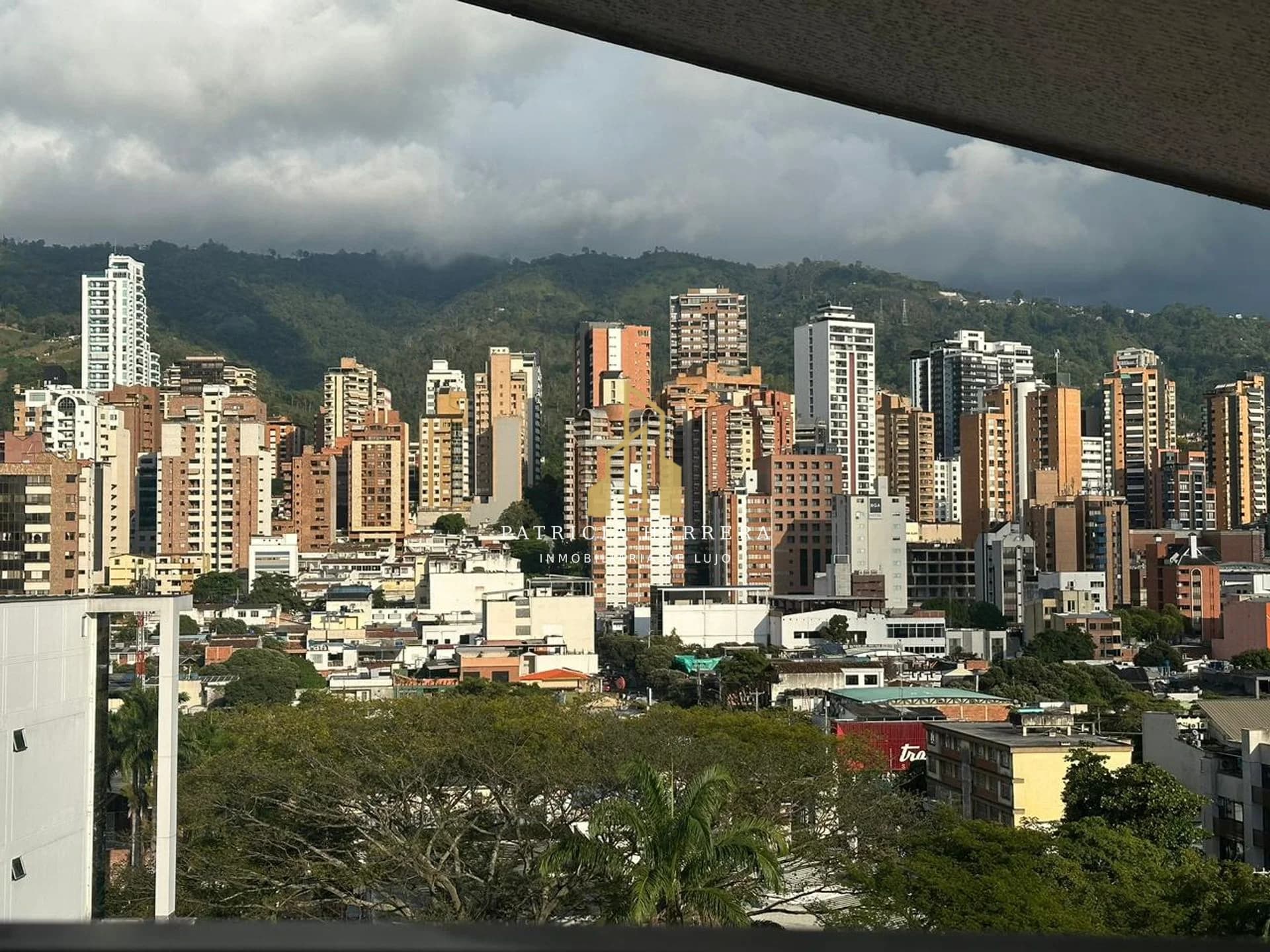 Apartamento - Sotomayor - 260 Metros