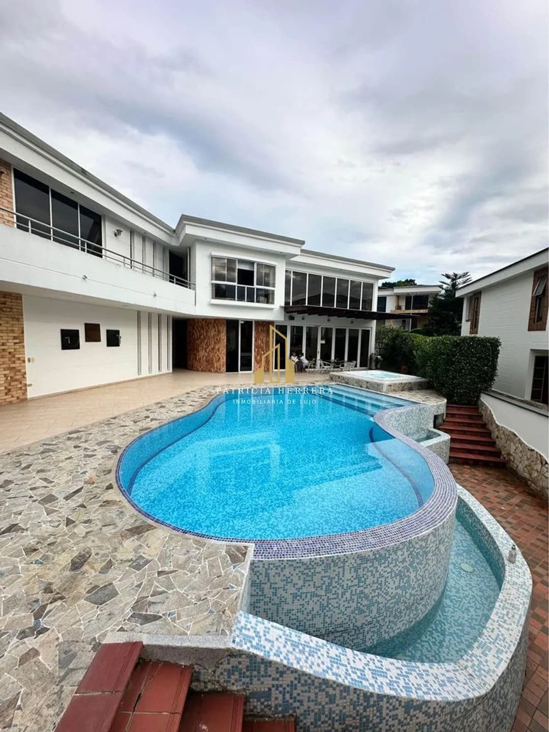 Casa en Menzuly — foto 7