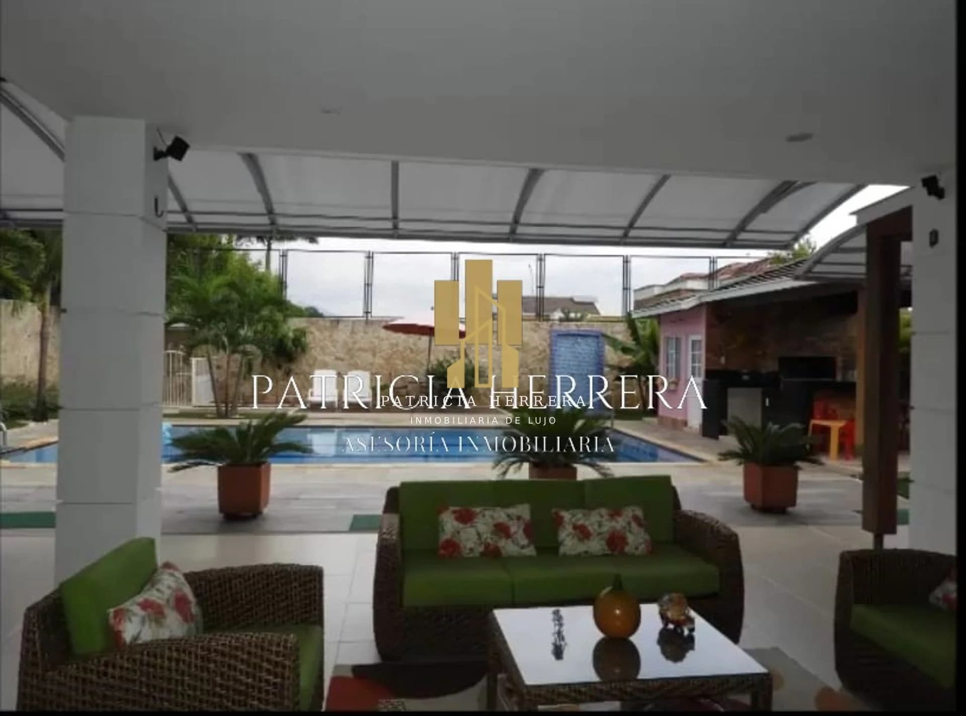 Casa en Menzuly — foto 2