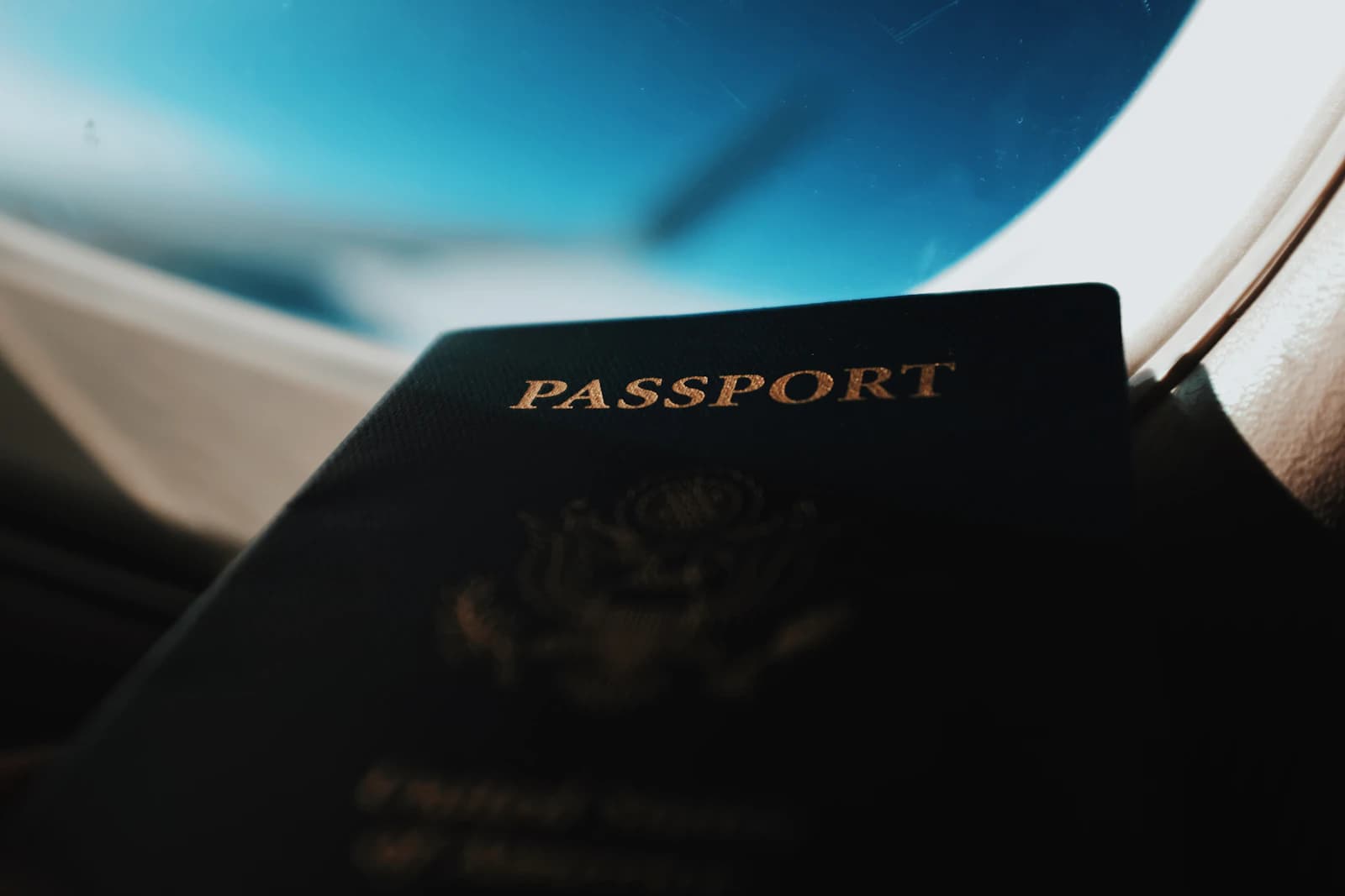 Comprar inmueble en Colombia como extranjero: guía legal 2026