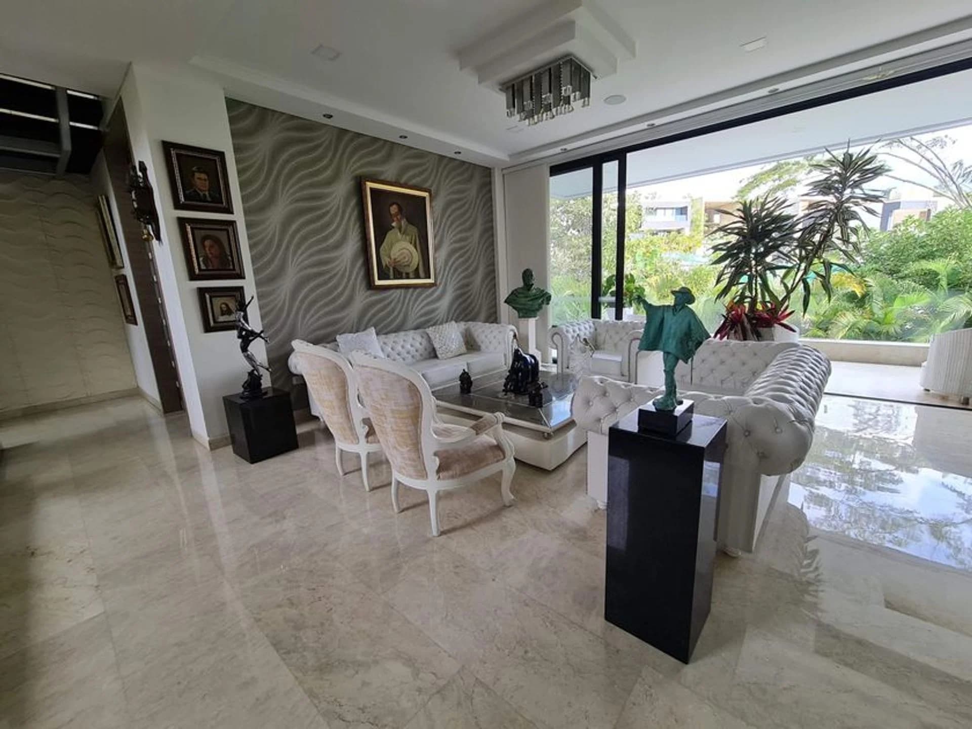 Ruitoque Condominio, Con Ascensor