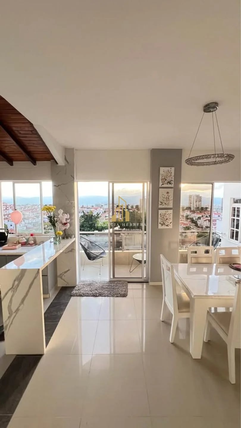 Casa en Lagos del Cacique — foto 1