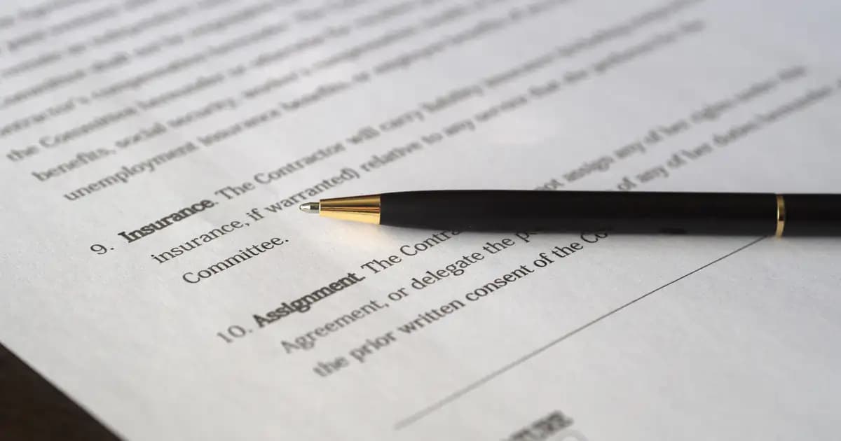 ¿Cómo leer un Certificado de Tradición y Libertad antes de comprar?