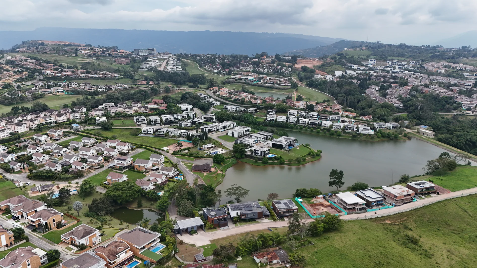 Casa residencial preparada para definir su precio de salida